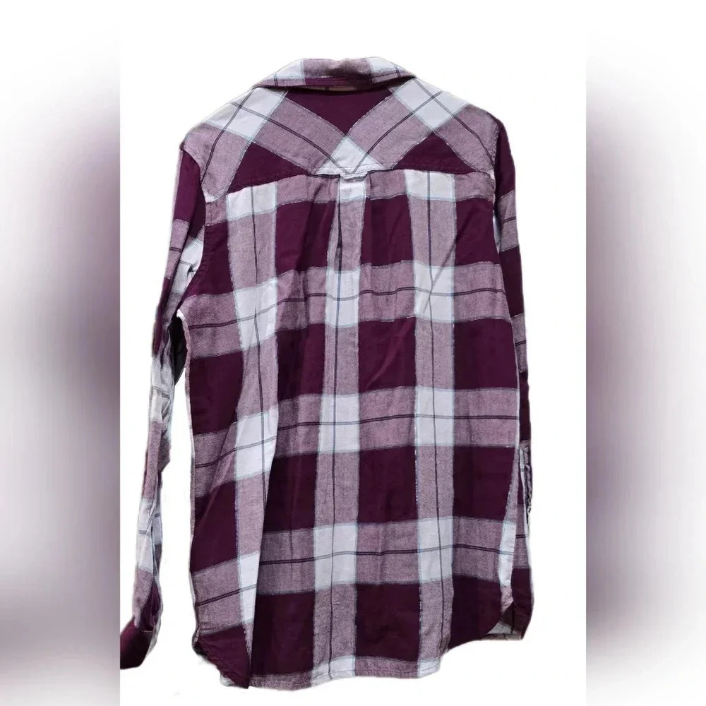 Sonoma Goods For Life®, Size L, Everyday Flannel Shirt Purple Plaid - Picture 3 of 14